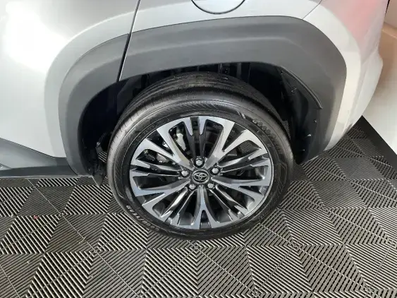 TOYOTA YARIS CROSS I - voiture d'occasion - Photo 23