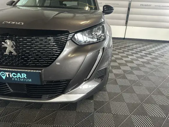 PEUGEOT 2008 II - voiture d'occasion - Photo 21