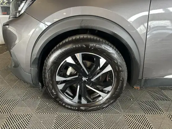 PEUGEOT 2008 II - voiture d'occasion - Photo 22