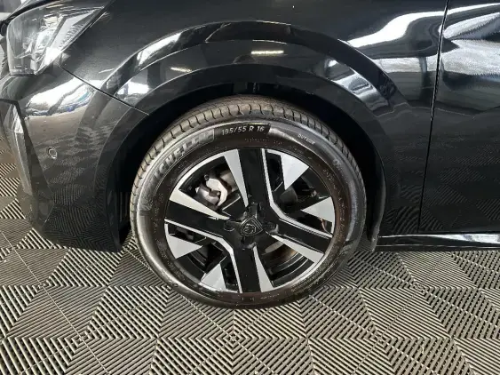 PEUGEOT 208 II - voiture d'occasion - Photo 21