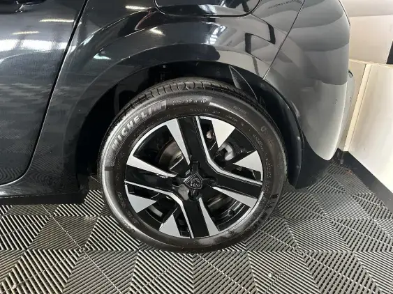 PEUGEOT 208 II - voiture d'occasion - Photo 22