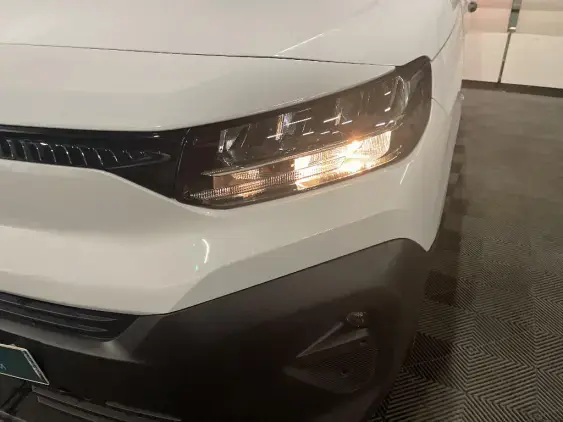 CITROEN BERLINGO III - voiture d'occasion - Photo 19