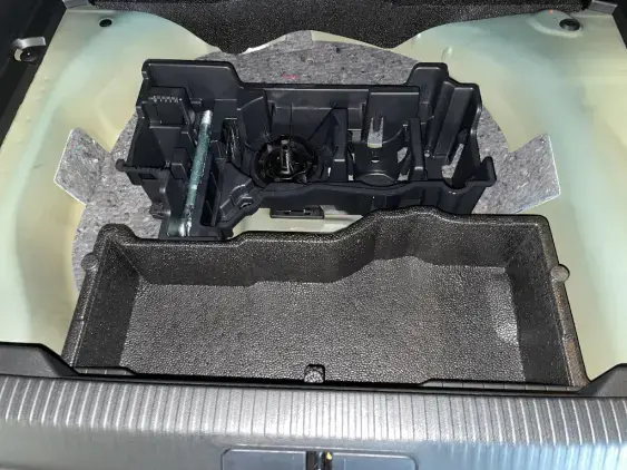 PEUGEOT 2008 II - voiture d'occasion - Photo 16