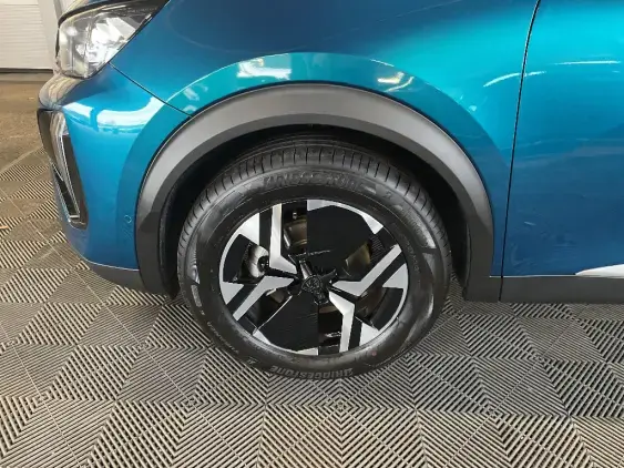 PEUGEOT 2008 II - voiture d'occasion - Photo 22