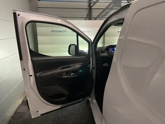 PEUGEOT PARTNER FGN III - voiture d'occasion - Photo 17