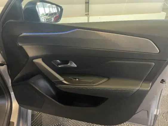 PEUGEOT 308 III - voiture d'occasion - Photo 19