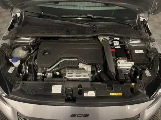 PEUGEOT 208 II - voiture d'occasion - Photo 20