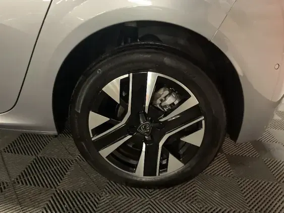 PEUGEOT 208 II - voiture d'occasion - Photo 23