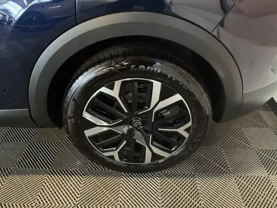 CITROEN C4 III - voiture d'occasion - Photo 23