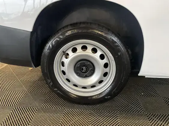 CITROEN BERLINGO III - voiture d'occasion - Photo 23