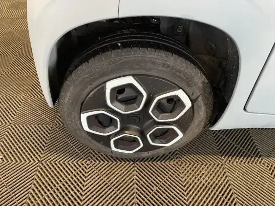 CITROEN C-ZERO - voiture d'occasion - Photo 18