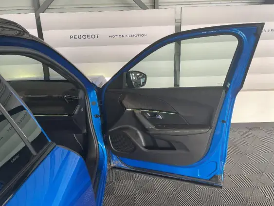 PEUGEOT 2008 II - voiture d'occasion - Photo 19