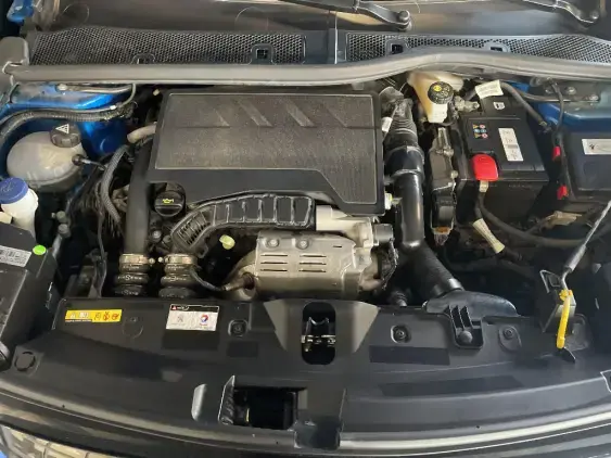 PEUGEOT 2008 II - voiture d'occasion - Photo 20