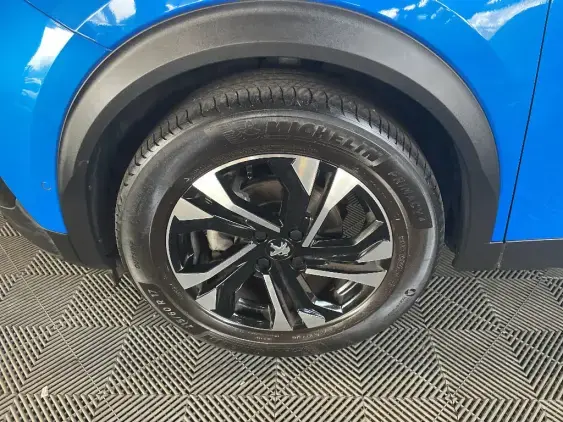 PEUGEOT 2008 II - voiture d'occasion - Photo 22