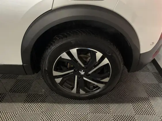 PEUGEOT 2008 II - voiture d'occasion - Photo 23