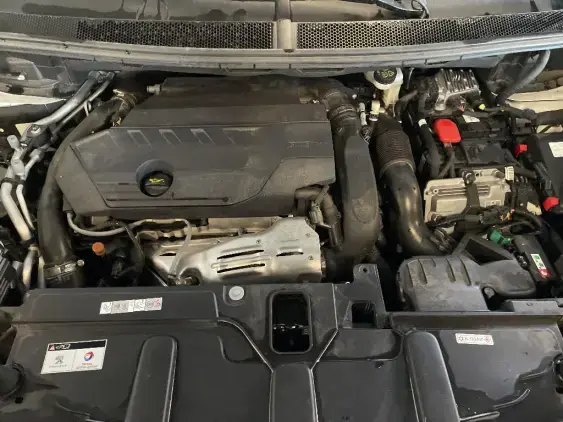 PEUGEOT 3008 II - voiture d'occasion - Photo 19