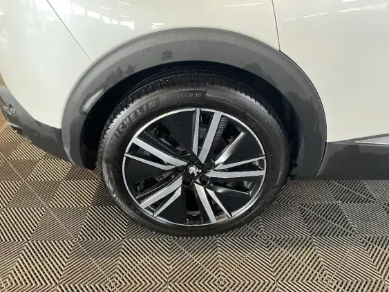 PEUGEOT 3008 II - voiture d'occasion - Photo 23