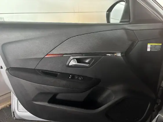 PEUGEOT 208 ELECTRIQUE II - voiture d'occasion - Photo 16