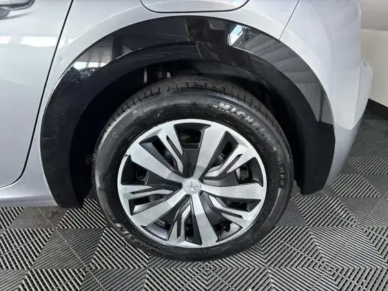 PEUGEOT 208 ELECTRIQUE II - voiture d'occasion - Photo 20