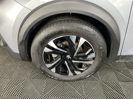 PEUGEOT 2008 II - voiture d'occasion - Photo 22