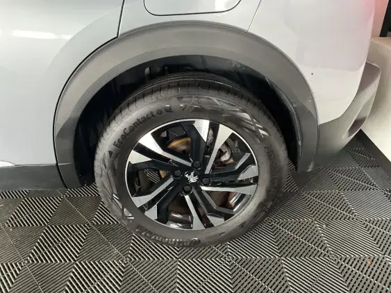 PEUGEOT 2008 II - voiture d'occasion - Photo 23