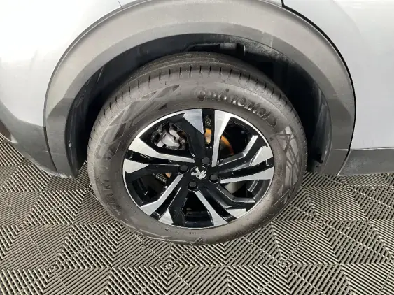 PEUGEOT 2008 II - voiture d'occasion - Photo 24