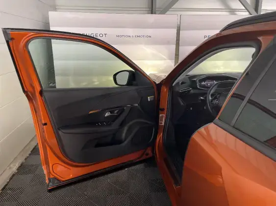 PEUGEOT 2008 ELECTRIQUE II - voiture d'occasion - Photo 18