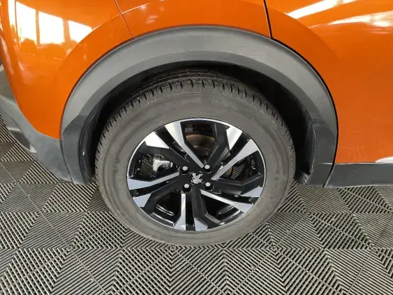 PEUGEOT 2008 ELECTRIQUE II - voiture d'occasion - Photo 24