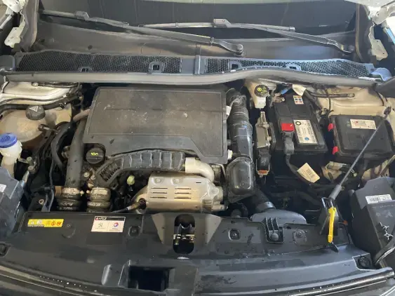 PEUGEOT 2008 II - voiture d'occasion - Photo 20