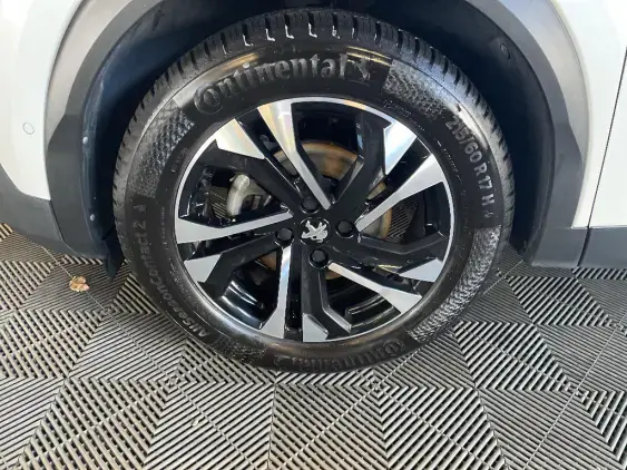 PEUGEOT 2008 II - voiture d'occasion - Photo 22