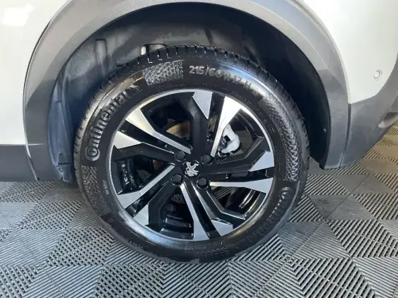 PEUGEOT 2008 II - voiture d'occasion - Photo 23