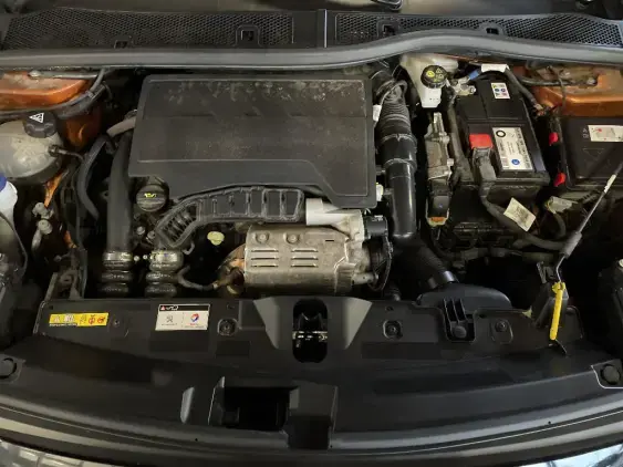 PEUGEOT 2008 II - voiture d'occasion - Photo 20