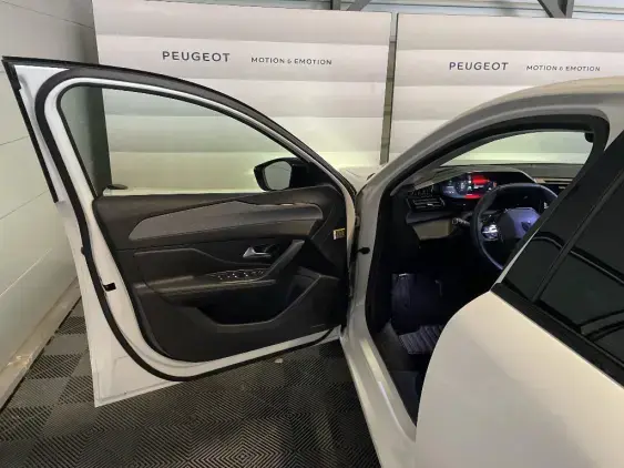 PEUGEOT 308 III - voiture d'occasion - Photo 18