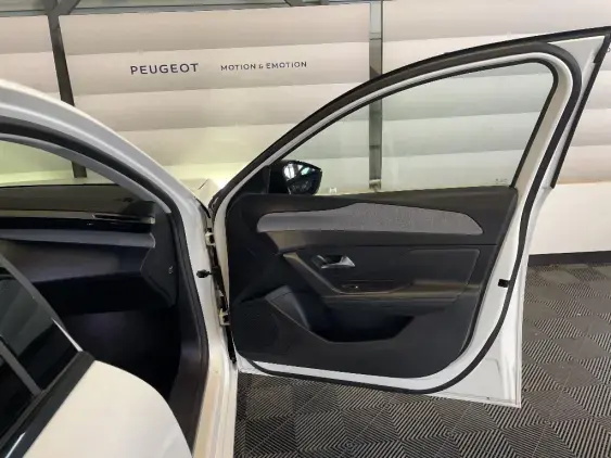 PEUGEOT 308 III - voiture d'occasion - Photo 19