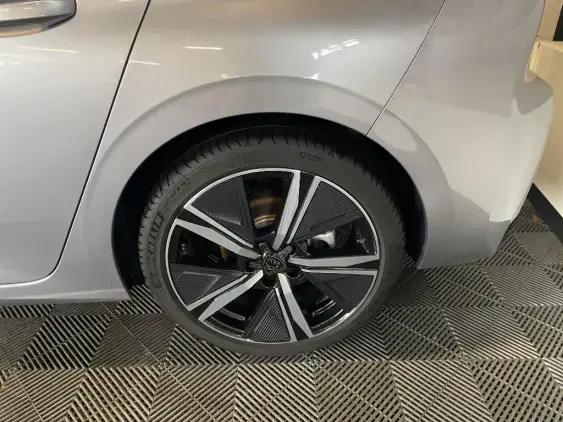 PEUGEOT 308 III - voiture d'occasion - Photo 23