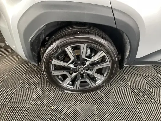 TOYOTA YARIS CROSS I - voiture d'occasion - Photo 24