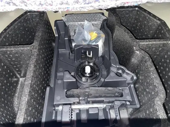 PEUGEOT 208 BUSINESS R II - voiture d'occasion - Photo 16