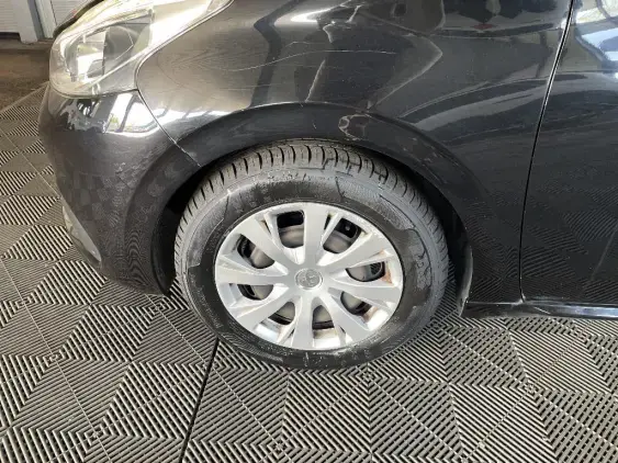 PEUGEOT 208 - voiture d'occasion - Photo 21