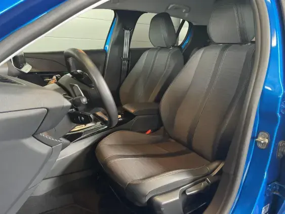 PEUGEOT 208 BUSINESS R II - voiture d'occasion - Photo 17