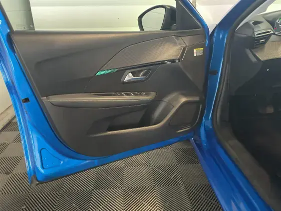 PEUGEOT 208 BUSINESS R II - voiture d'occasion - Photo 18