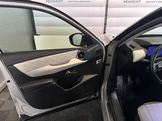 DS DS 3 CROSSBACK I - voiture d'occasion - Photo 18