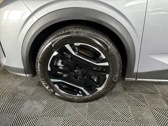 PEUGEOT 3008 ELECTRIQUE III - voiture d'occasion - Photo 20