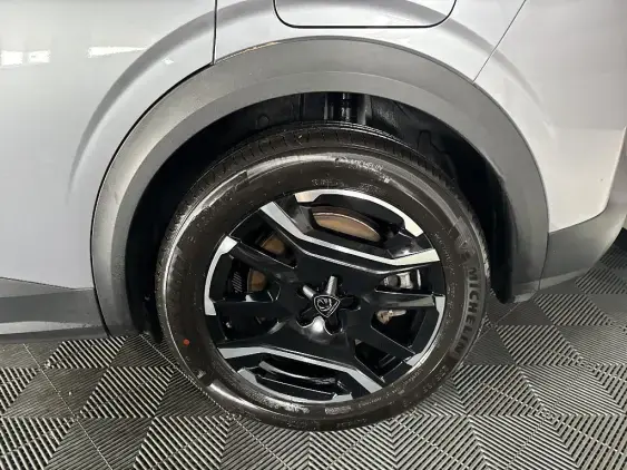 PEUGEOT 3008 ELECTRIQUE III - voiture d'occasion - Photo 21