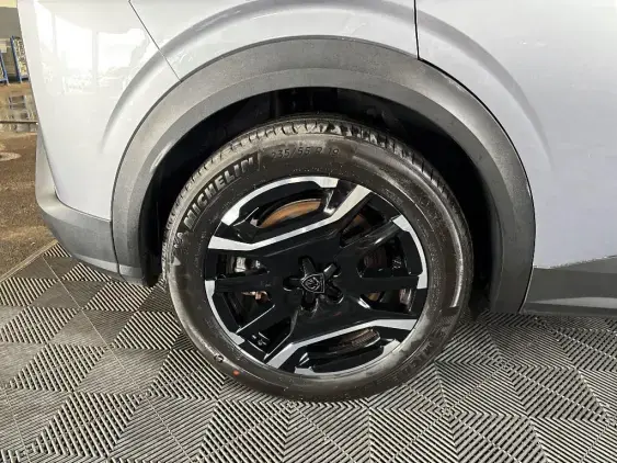 PEUGEOT 3008 ELECTRIQUE III - voiture d'occasion - Photo 22