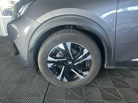 PEUGEOT 2008 II - voiture d'occasion - Photo 22