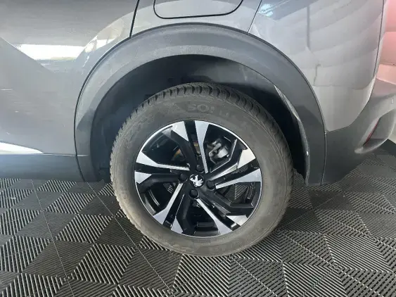 PEUGEOT 2008 II - voiture d'occasion - Photo 23