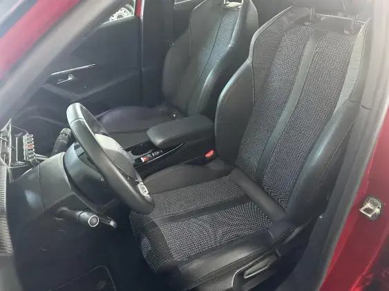 PEUGEOT 2008 ELECTRIQUE II - voiture d'occasion - Photo 17