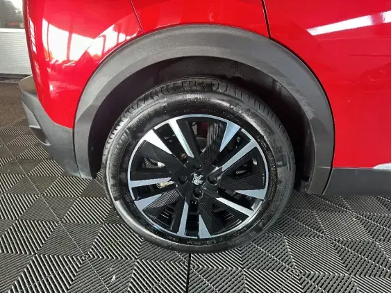 PEUGEOT 2008 ELECTRIQUE II - voiture d'occasion - Photo 24