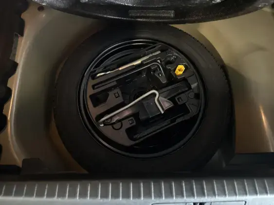 PEUGEOT 208 BUSINESS R II - voiture d'occasion - Photo 16