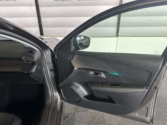 PEUGEOT 208 BUSINESS R II - voiture d'occasion - Photo 19